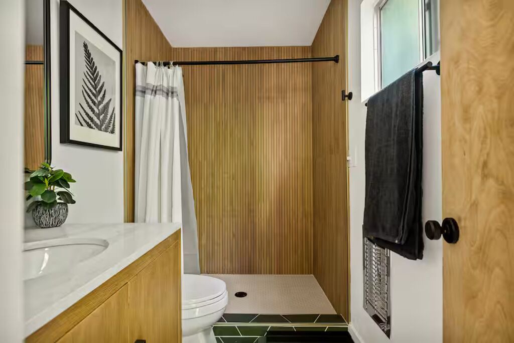 Photo of Bathroom in Arrowhead Villas