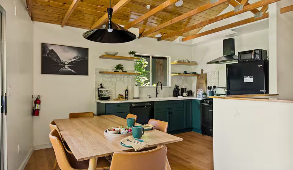 Photo of Kitchen in Arrowhead Villas