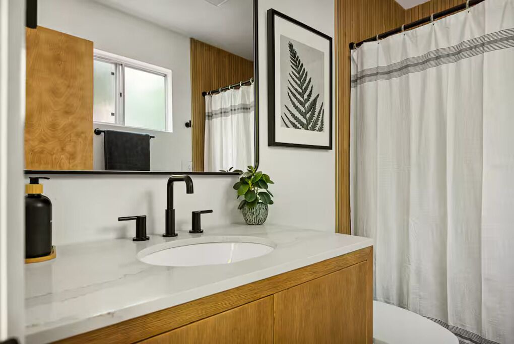 Photo of Bathroom in Arrowhead Villas