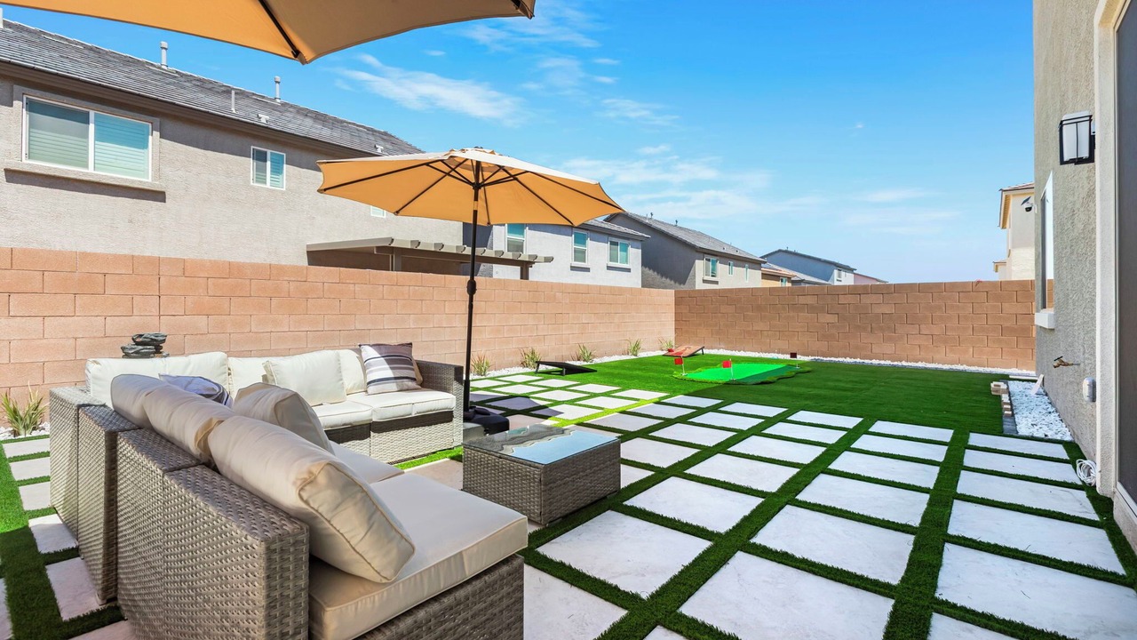 Photo of Patio Balcony in Enterprise