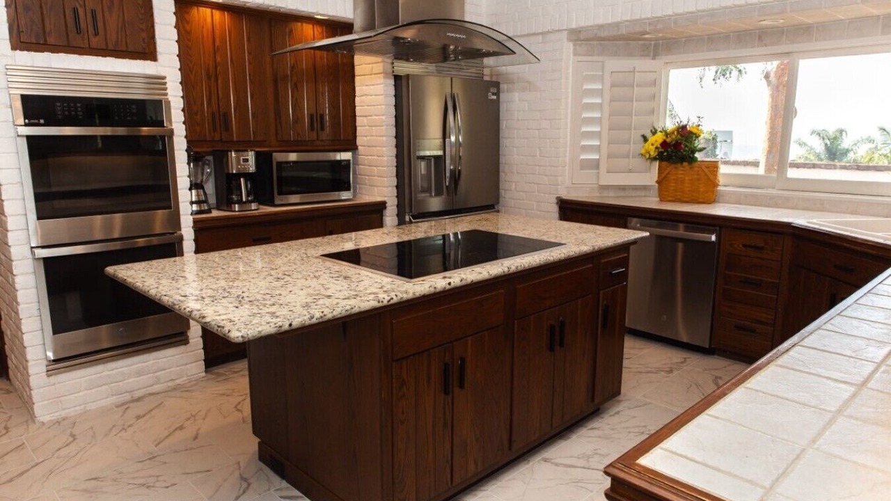 Photo of Others in The Bird Streets