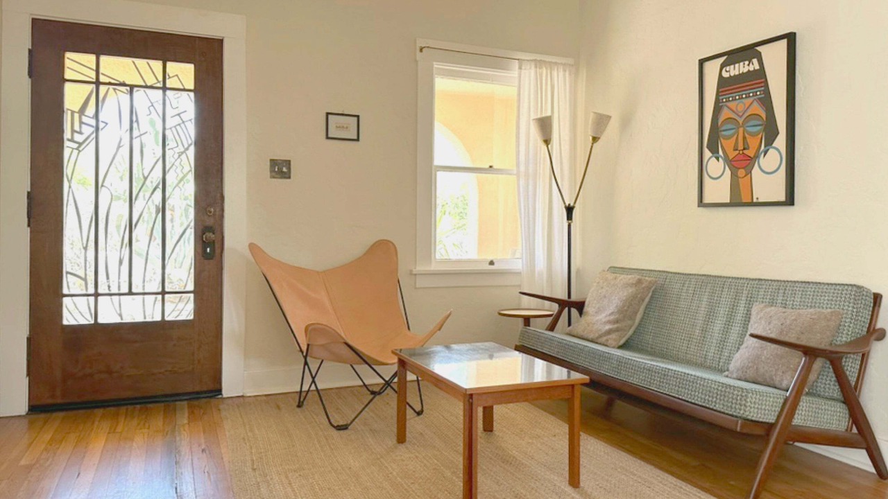 Photo of Livingroom in Sam Hughes
