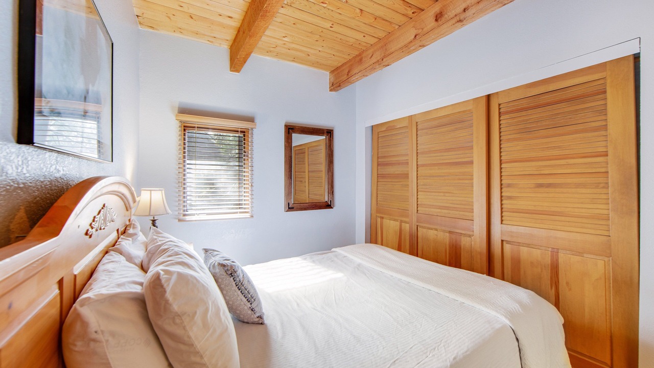 Photo of Bedroom in Fern Valley