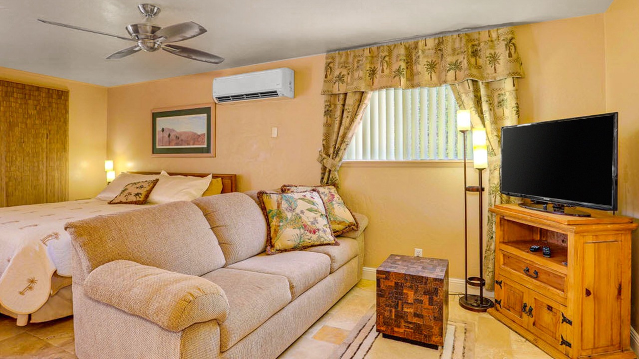 Photo of Livingroom in Tahquitz River Estates