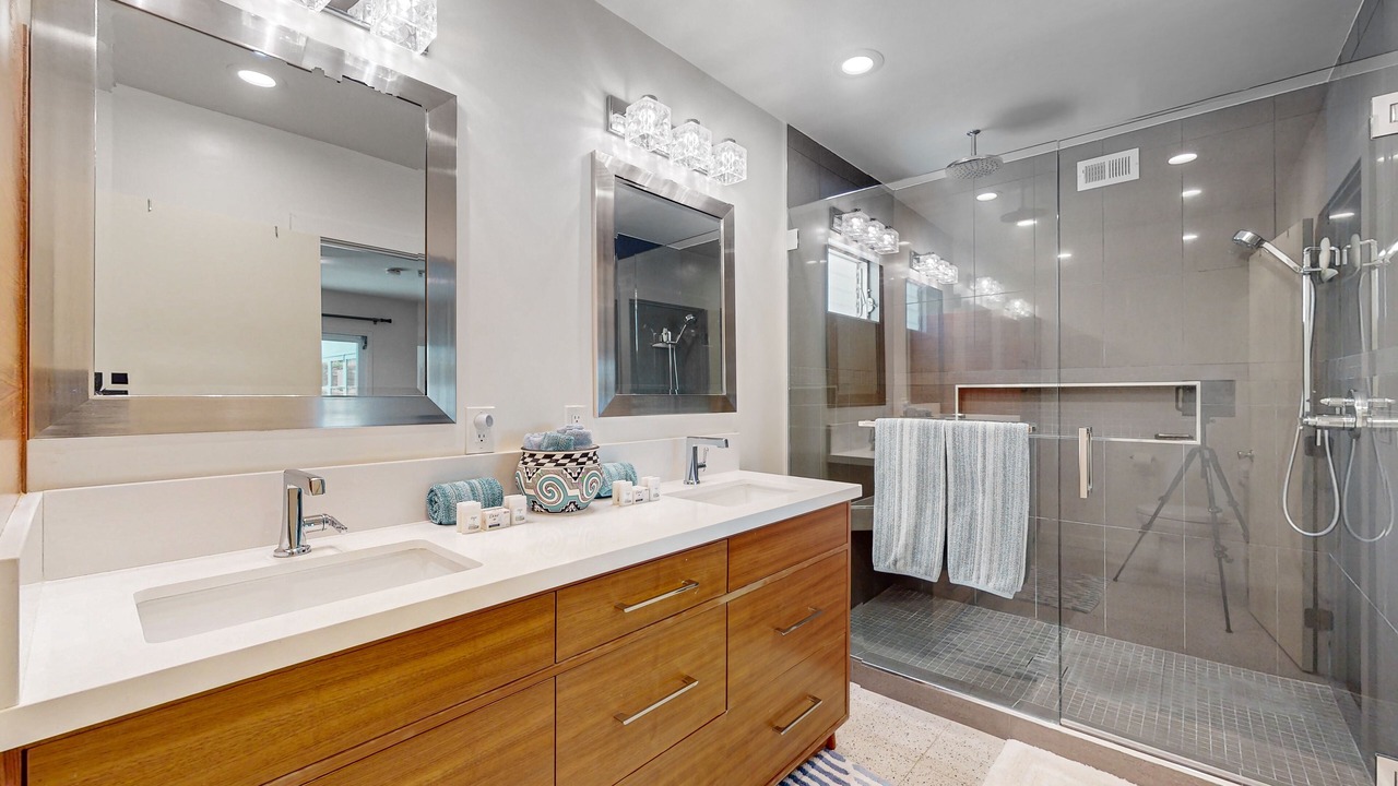 Photo of Bathroom in Twin Palms