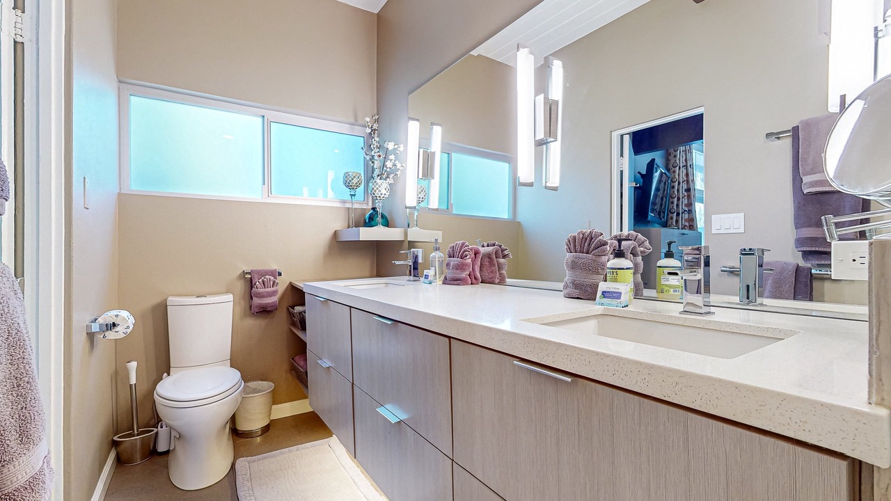Photo of Bathroom in Twin Palms