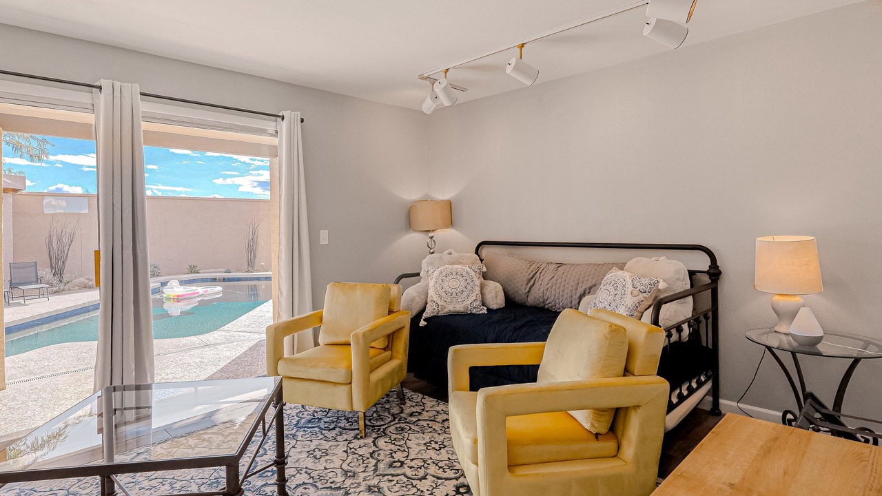 Photo of Livingroom in Cave Creek