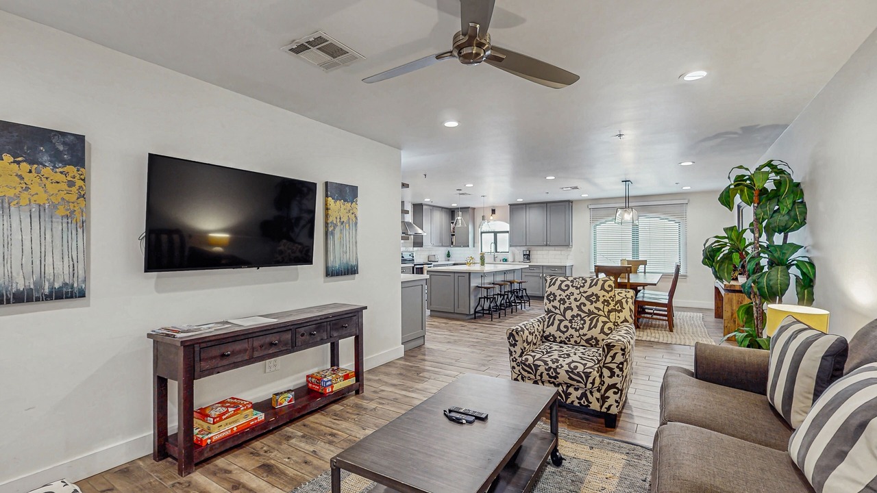 Photo of Livingroom in Arts District