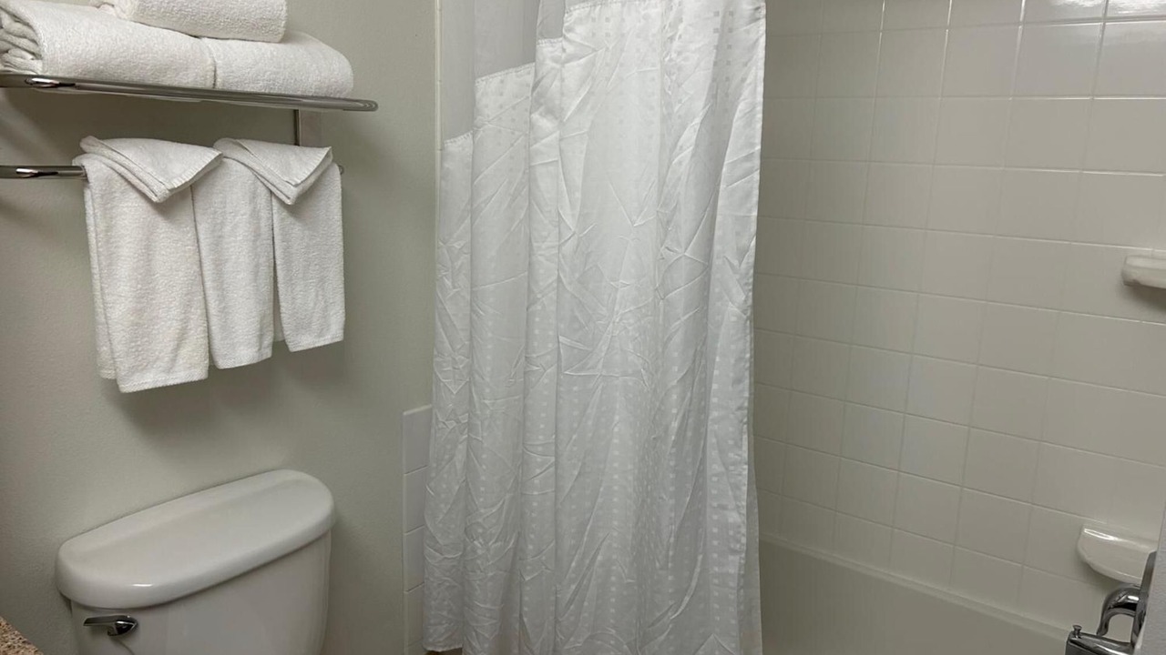 Photo of Bathroom in Barstow