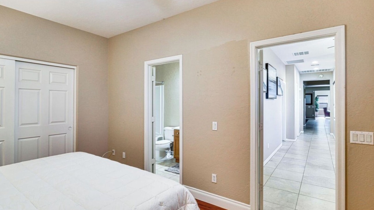 Photo of Bedroom in Sunrise Manor