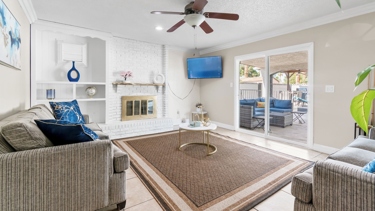 Photo of Livingroom in Sunrise Manor