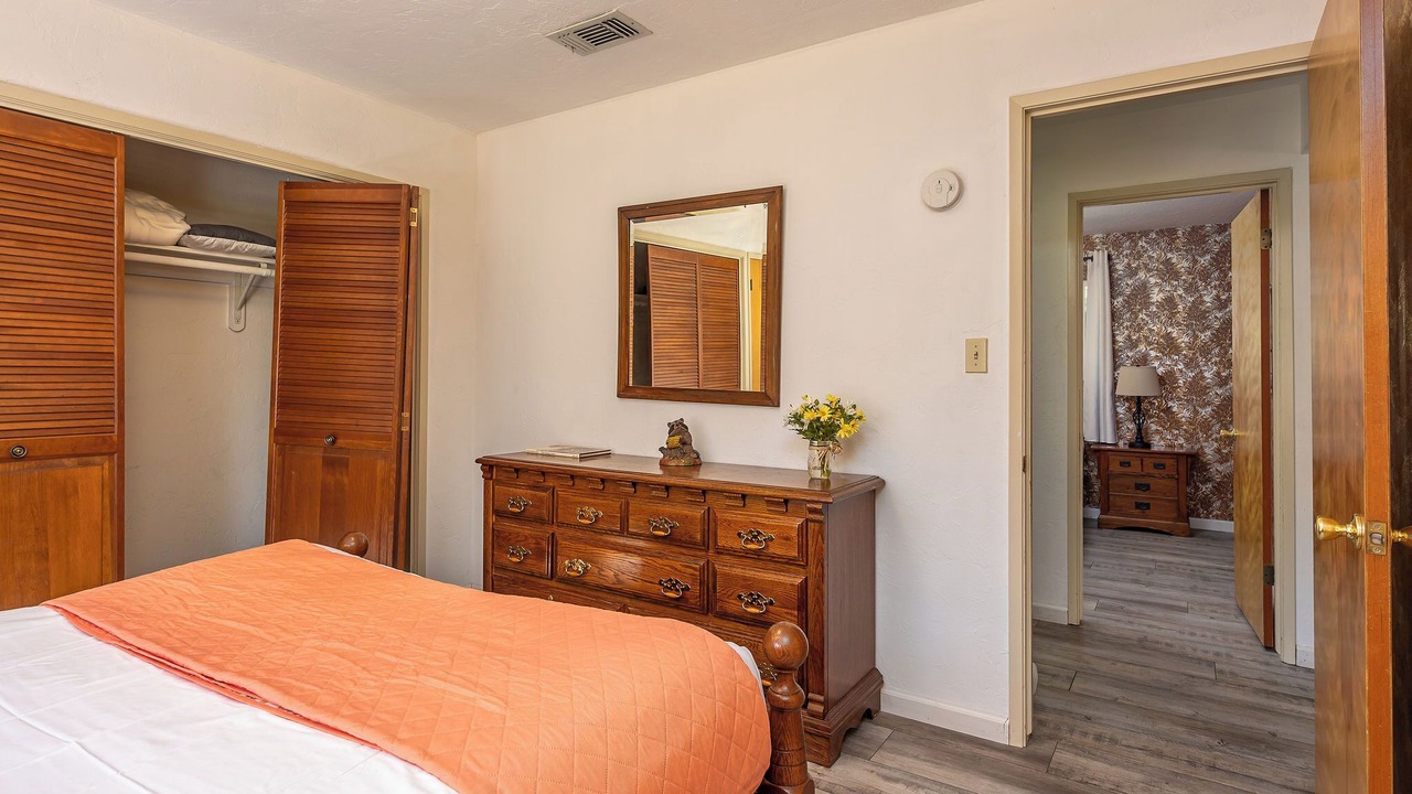Photo of Bedroom in Springville