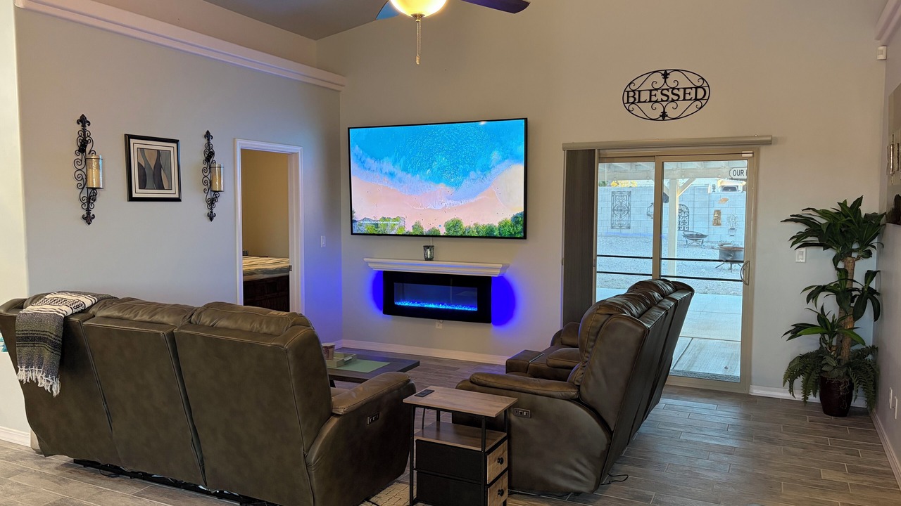 Photo of Livingroom in Sunridge Estates