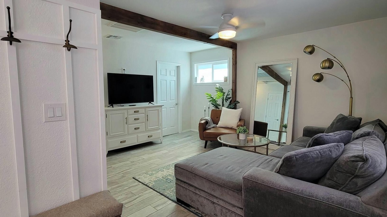 Photo of Livingroom in Downtown Las Vegas