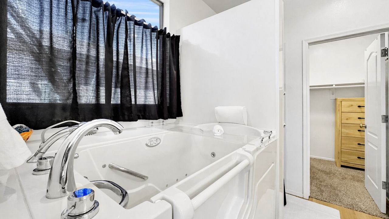 Photo of Bathroom in Gold Canyon