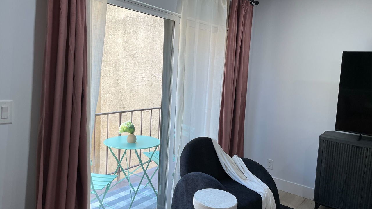 Photo of Livingroom in Hollywood