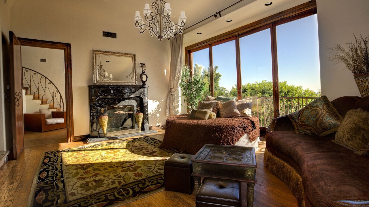 Photo of Livingroom in Hollywood Hills