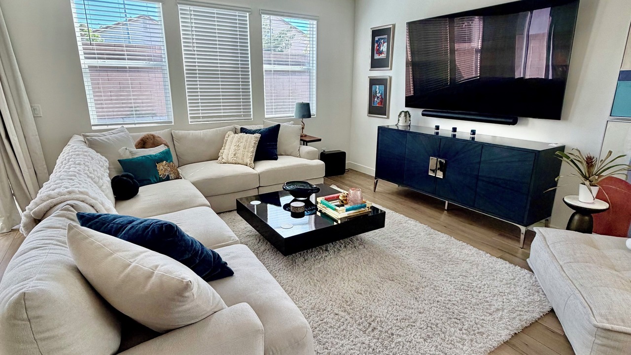 Photo of Livingroom in Rhodes Ranch