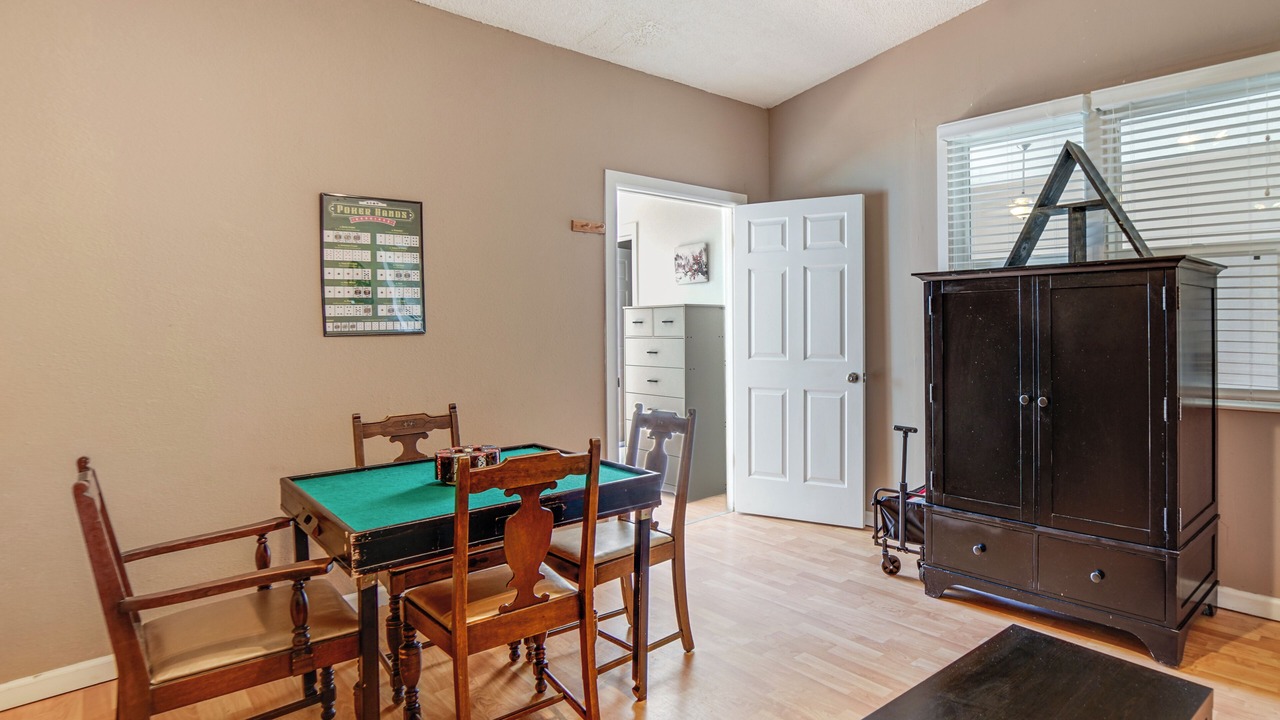 Photo of Bedroom in Lakeport