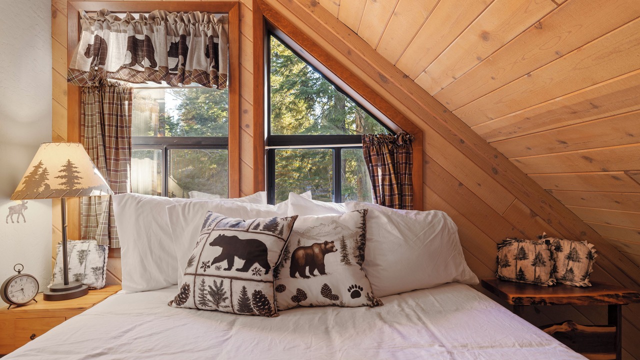 Photo of Bedroom in Ponderosa