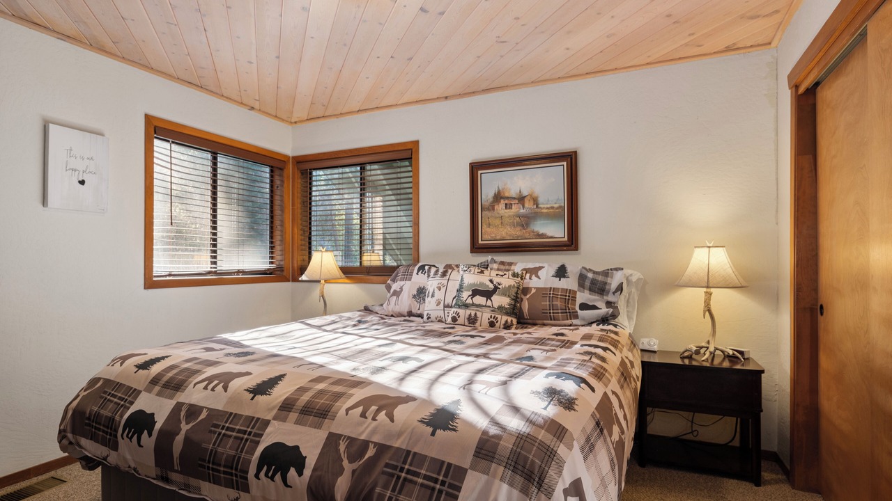 Photo of Bedroom in Ponderosa