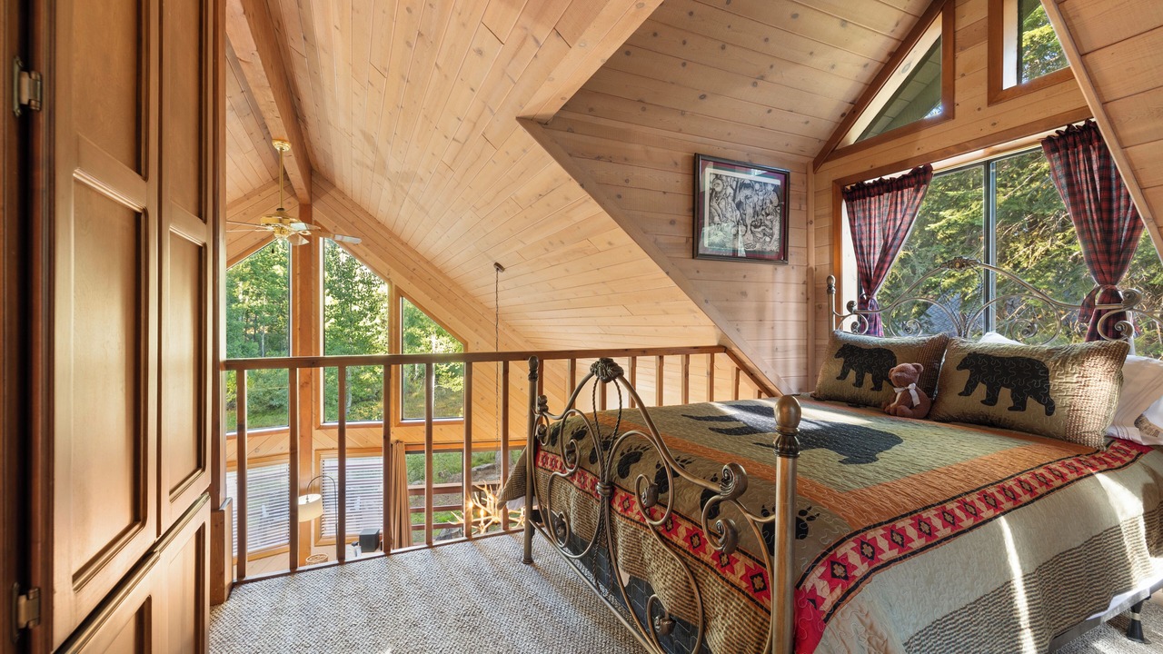 Photo of Bedroom in Ponderosa