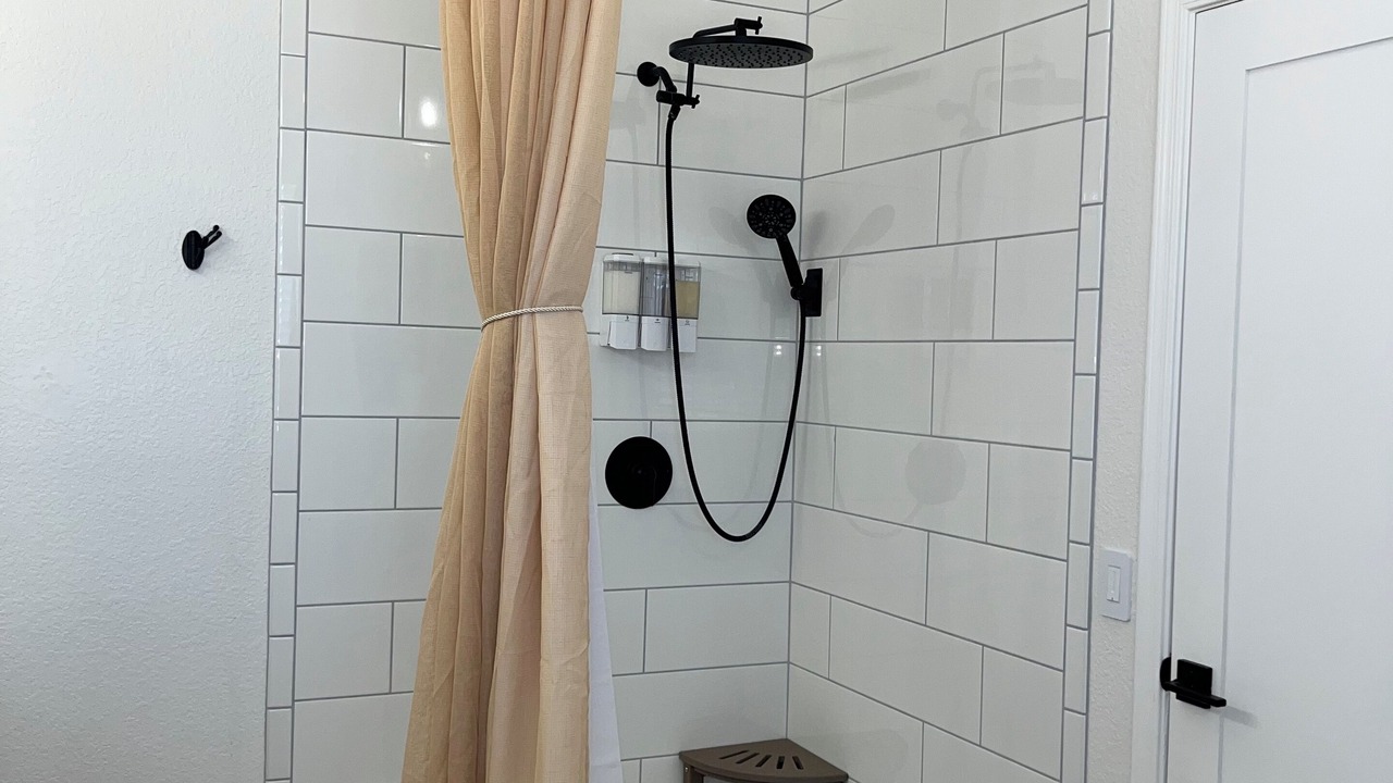Photo of Bathroom in The Bluffs
