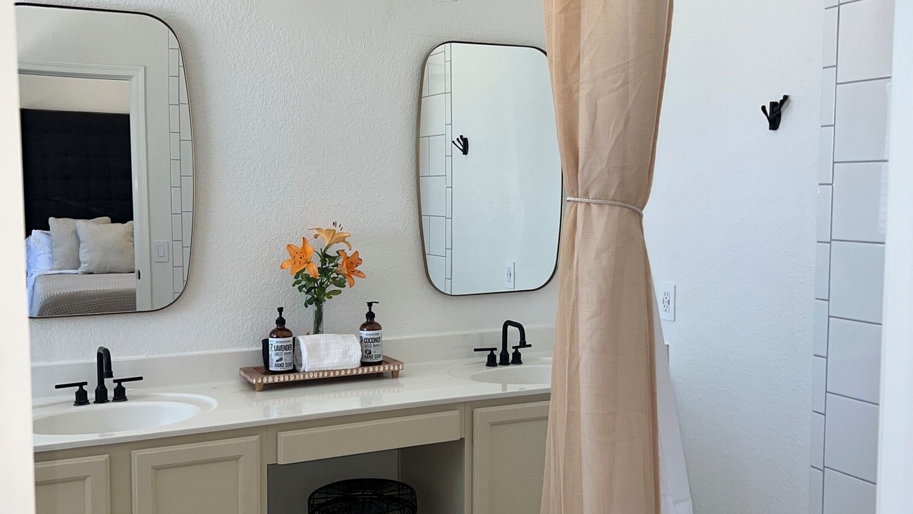 Photo of Bathroom in The Bluffs