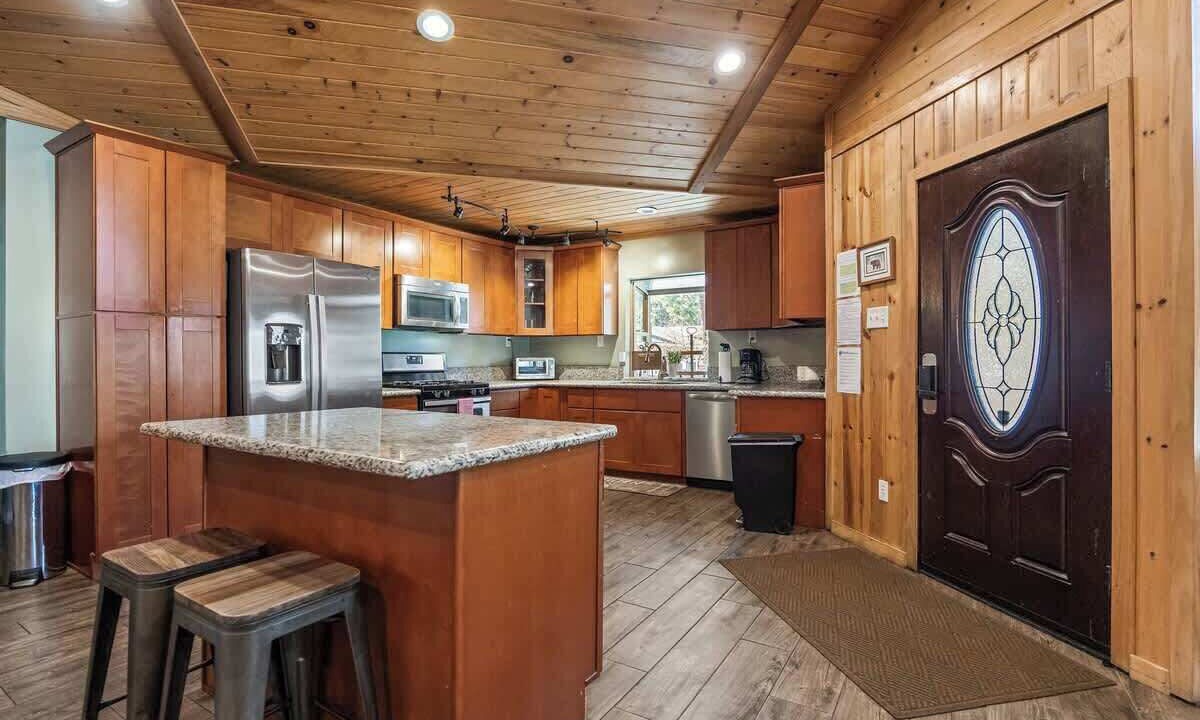 Photo of Kitchen in Summit Estates