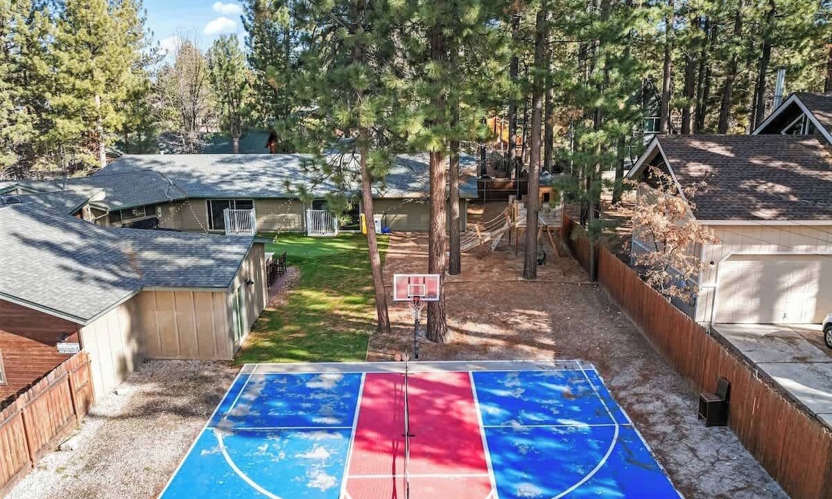 Photo of Others in Summit Estates