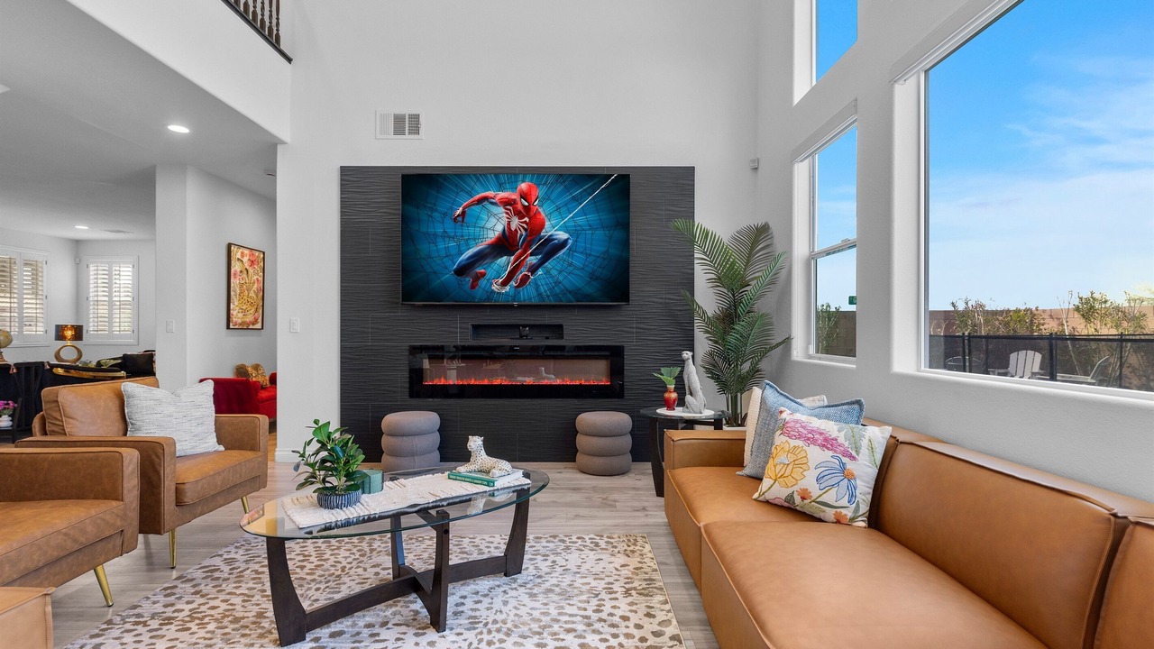 Photo of Livingroom in MacDonald Highlands