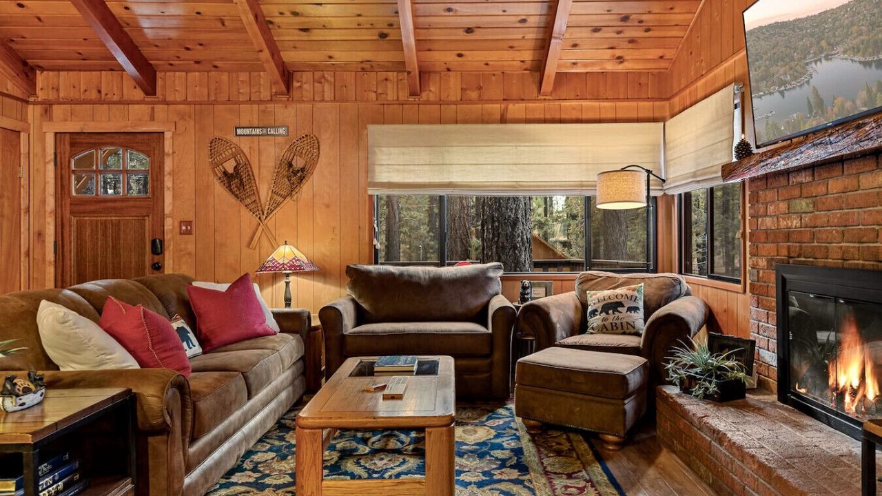 Photo of Livingroom in Fox Farm