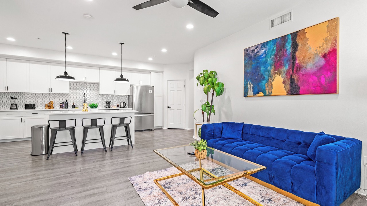 Photo of Livingroom in Anaheim Hills