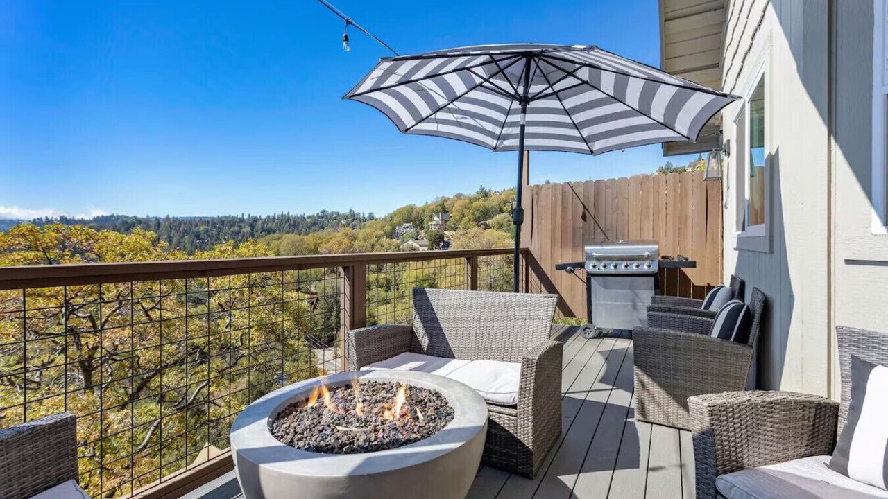 Photo of Patio Balcony in Lake Arrowhead