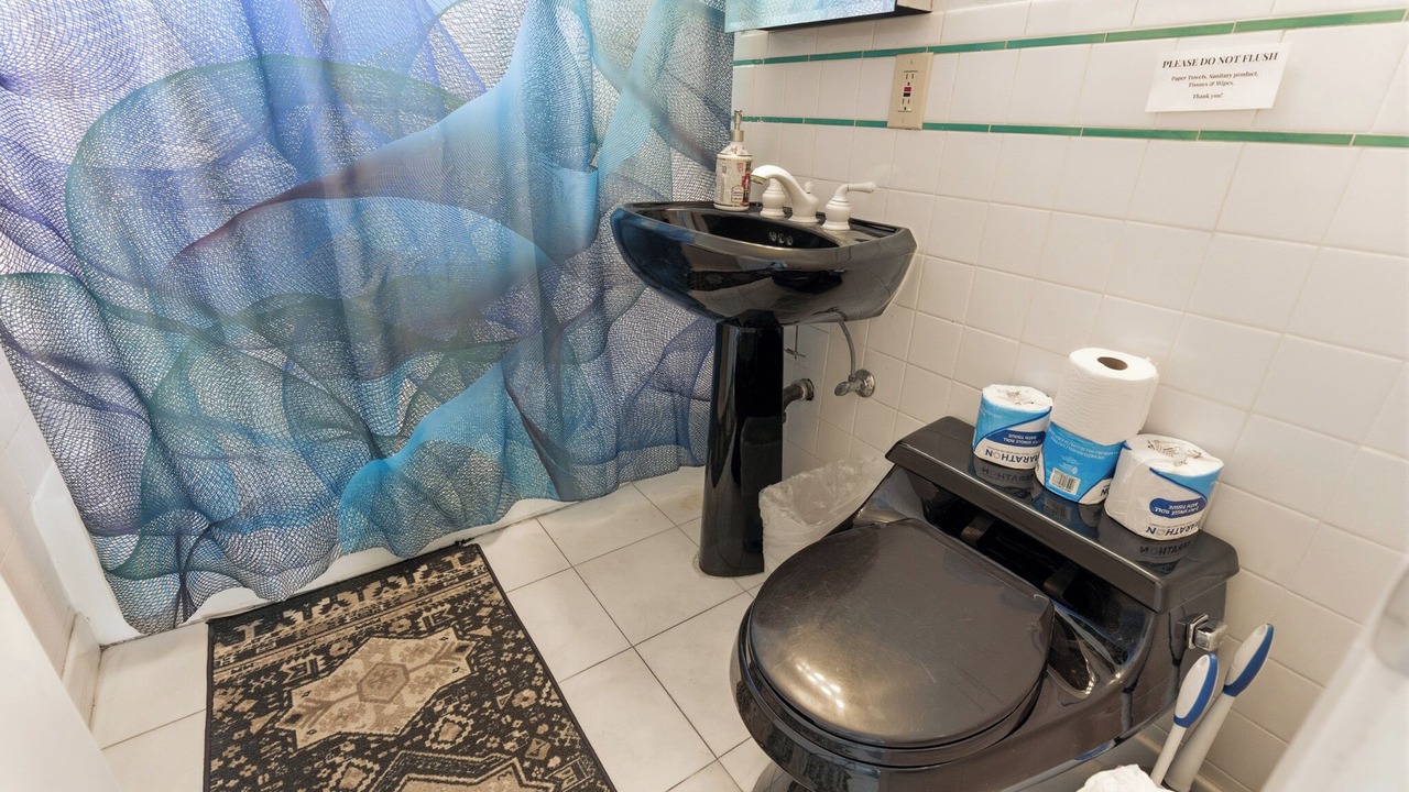 Photo of Bathroom in North Las Vegas