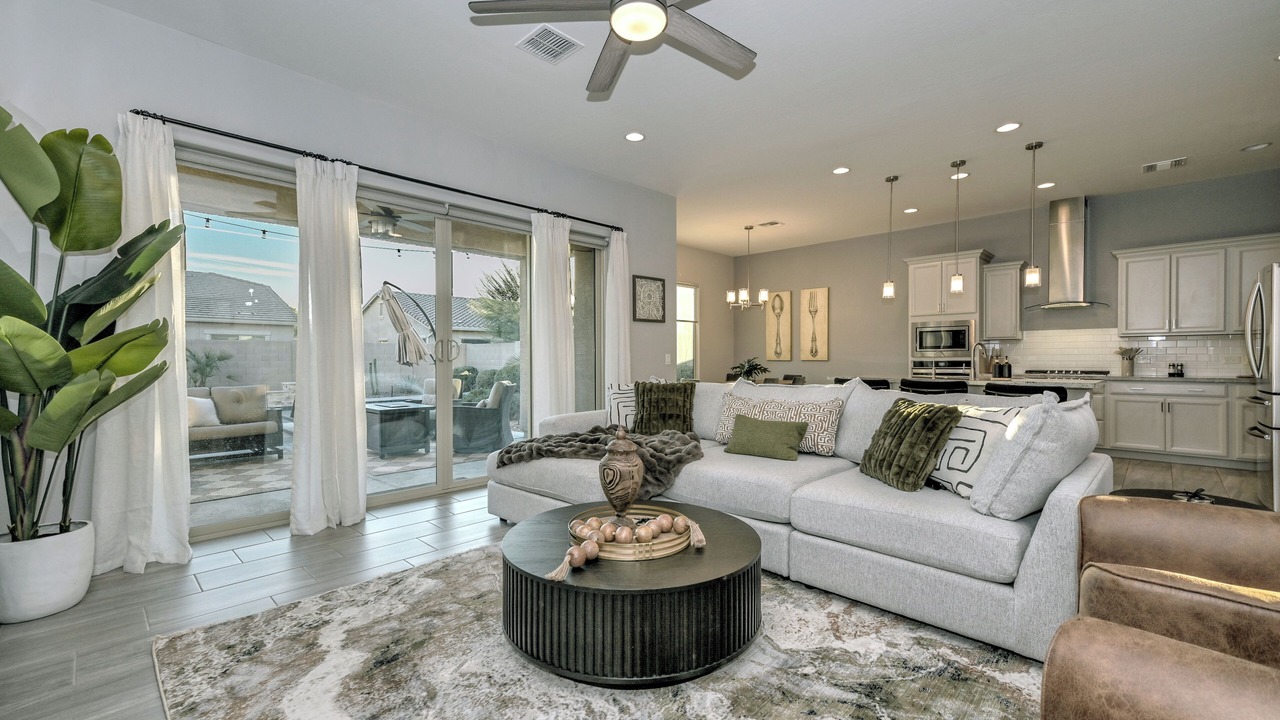Photo of Livingroom in Maricopa County
