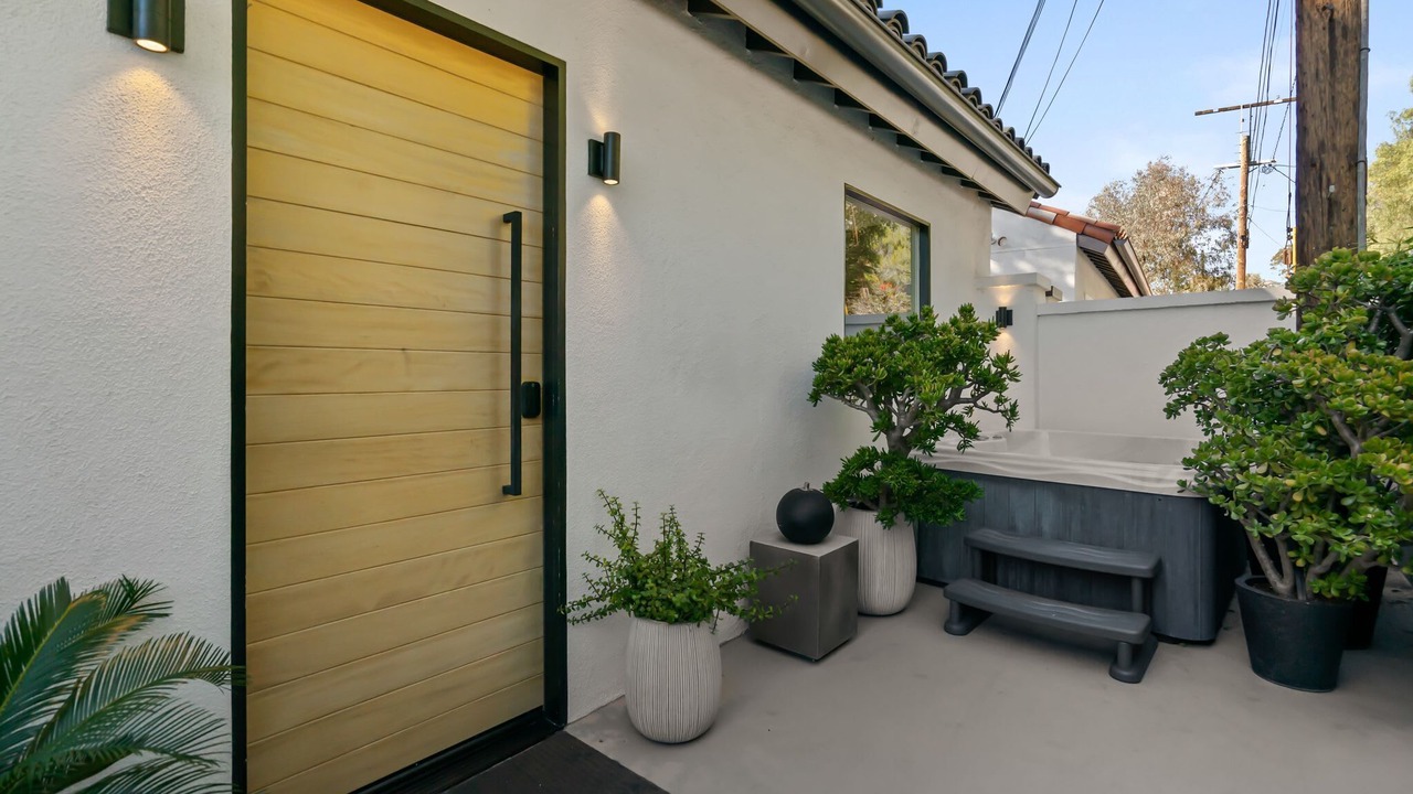 Photo of Bedroom in Hollywood Hills West