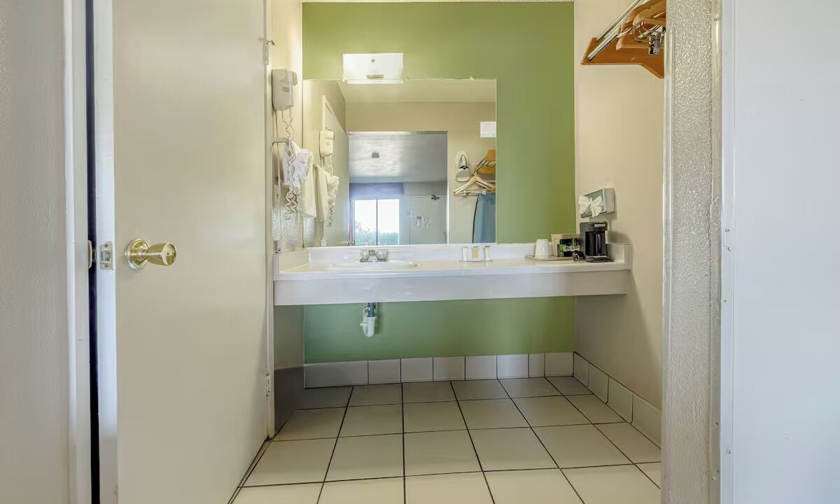 Photo of Bathroom in Barstow