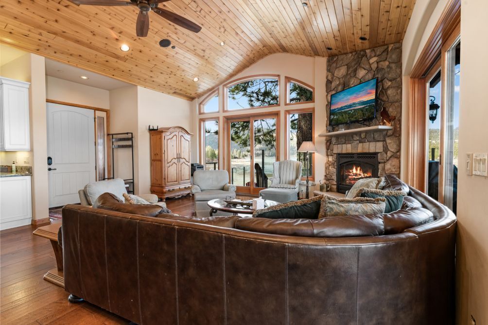 Photo of Livingroom in Boulder Bay
