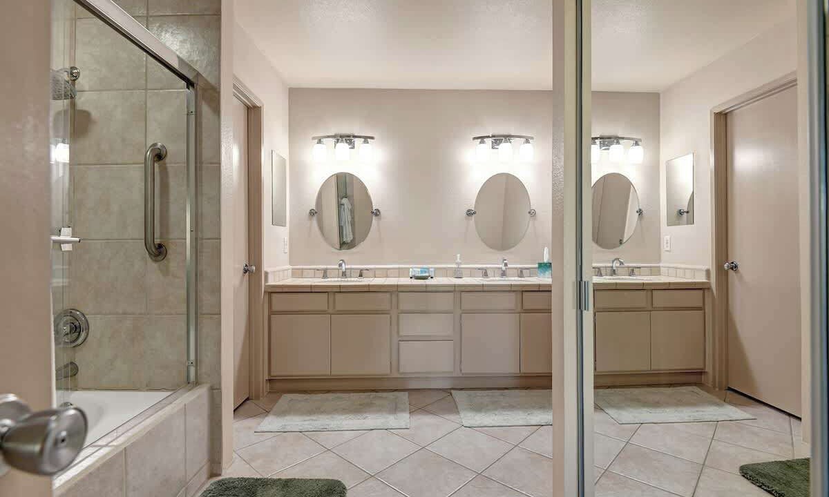 Photo of Bathroom in Palm Desert