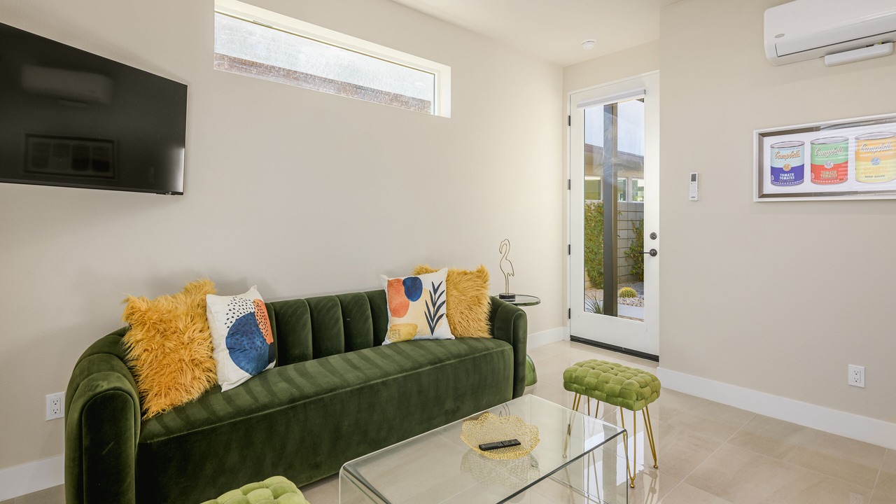 Photo of Livingroom in Bermuda Dunes