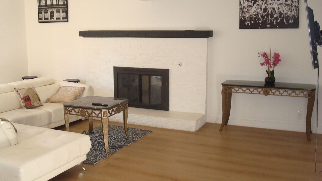 Photo of Livingroom in Green Valley North