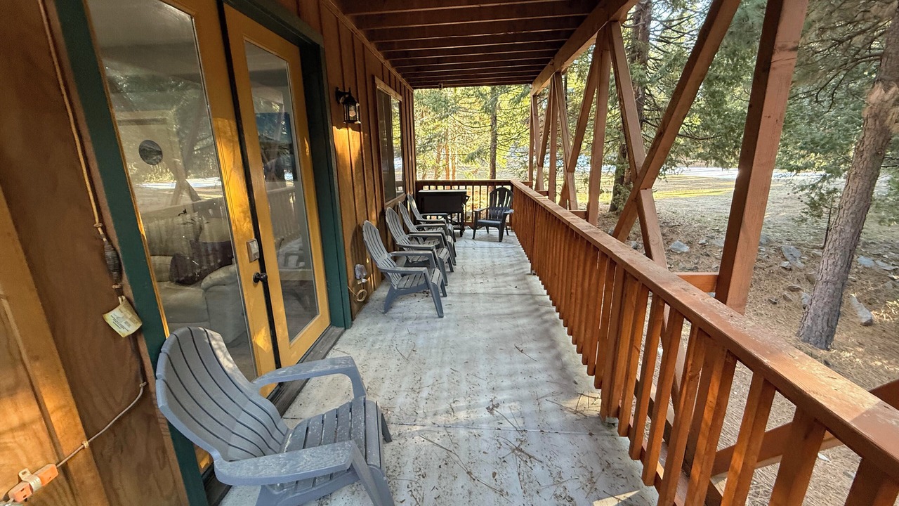 Photo of Patio Balcony in Shaver Lake