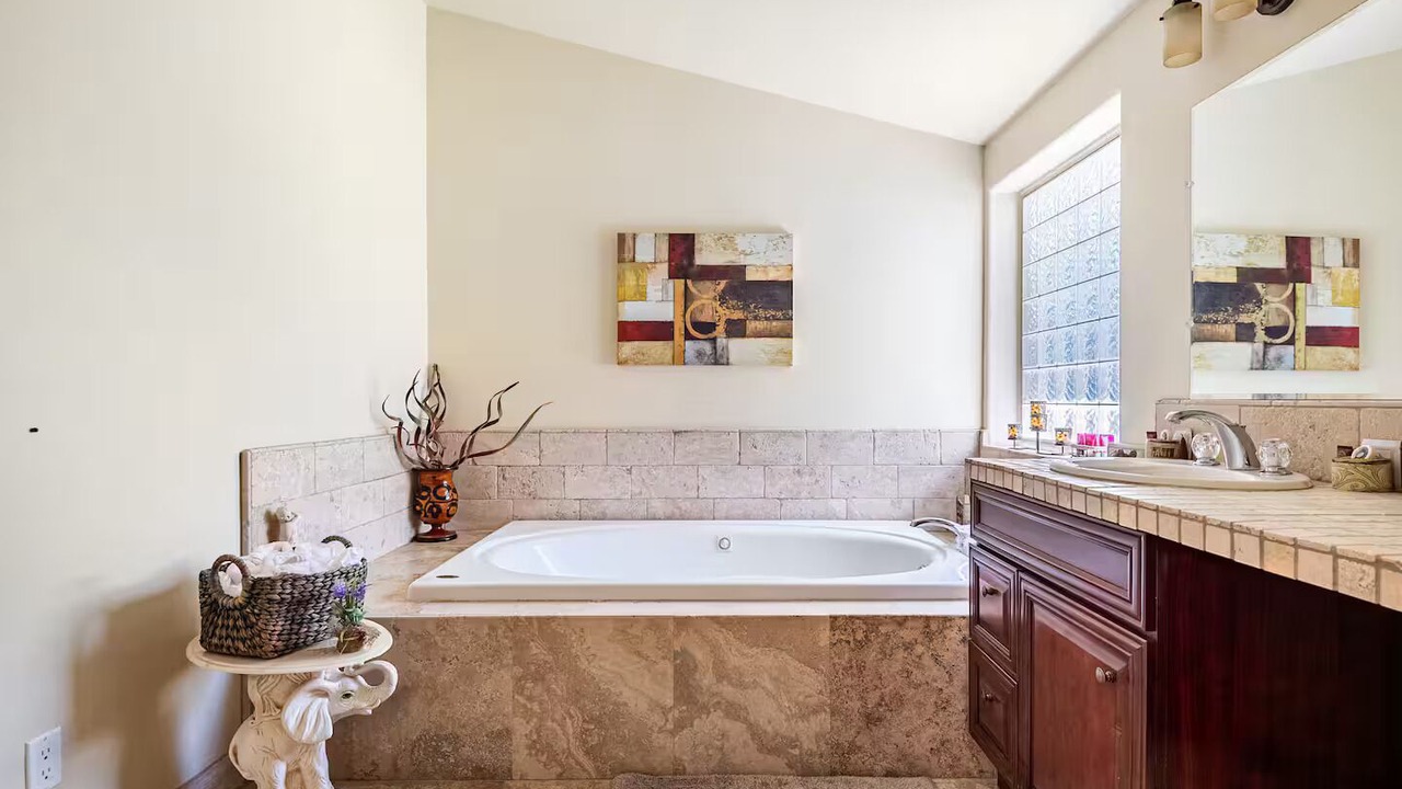 Photo of Bathroom in Pine Mountain Club