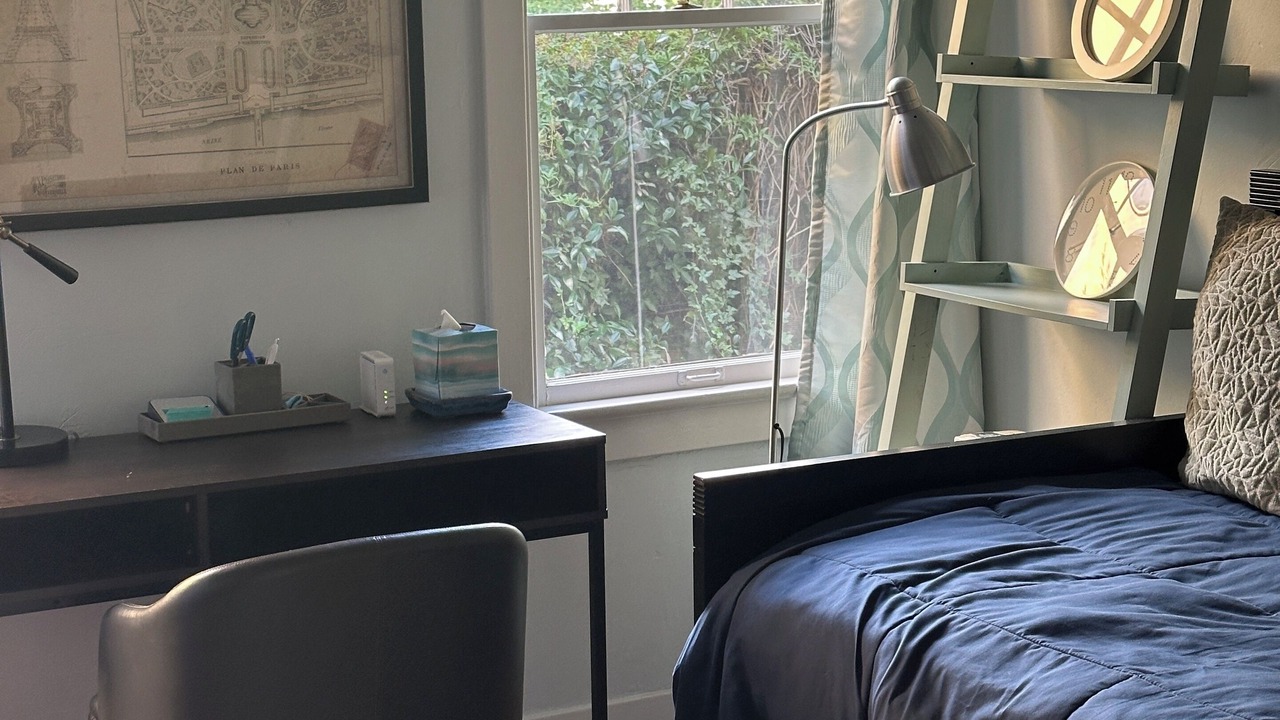 Photo of Bedroom in Mid-Wilshire