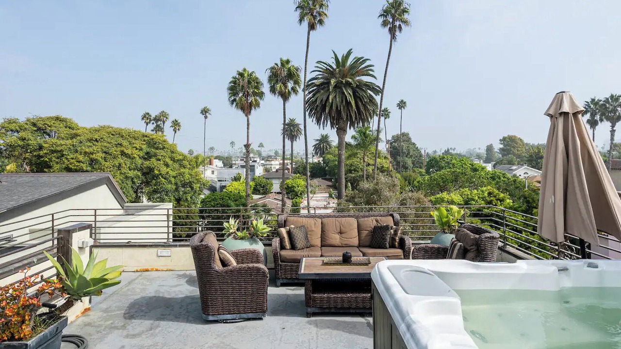 Photo of Outdoor in Venice Canals