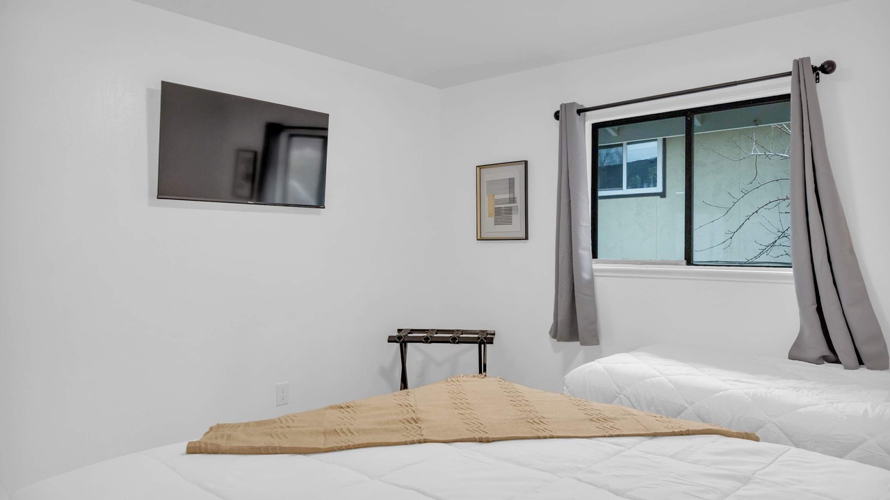 Photo of Bedroom in West University