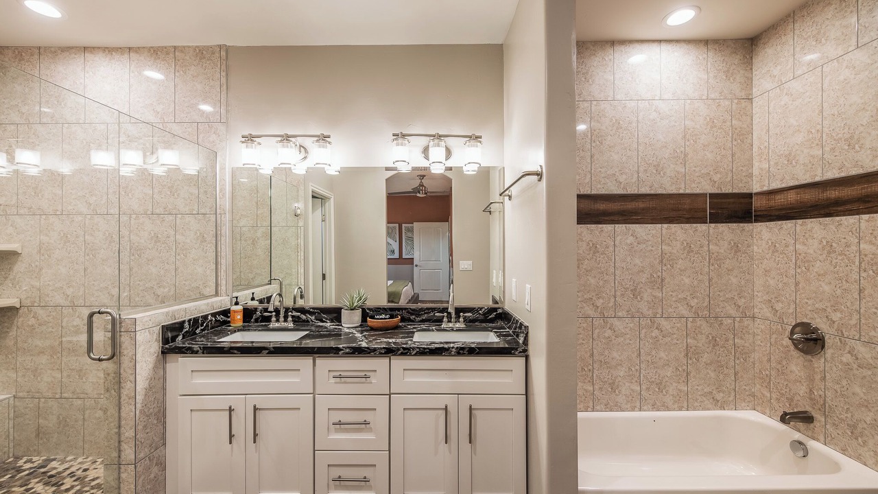Photo of Bathroom in Cottonwood-Verde Village