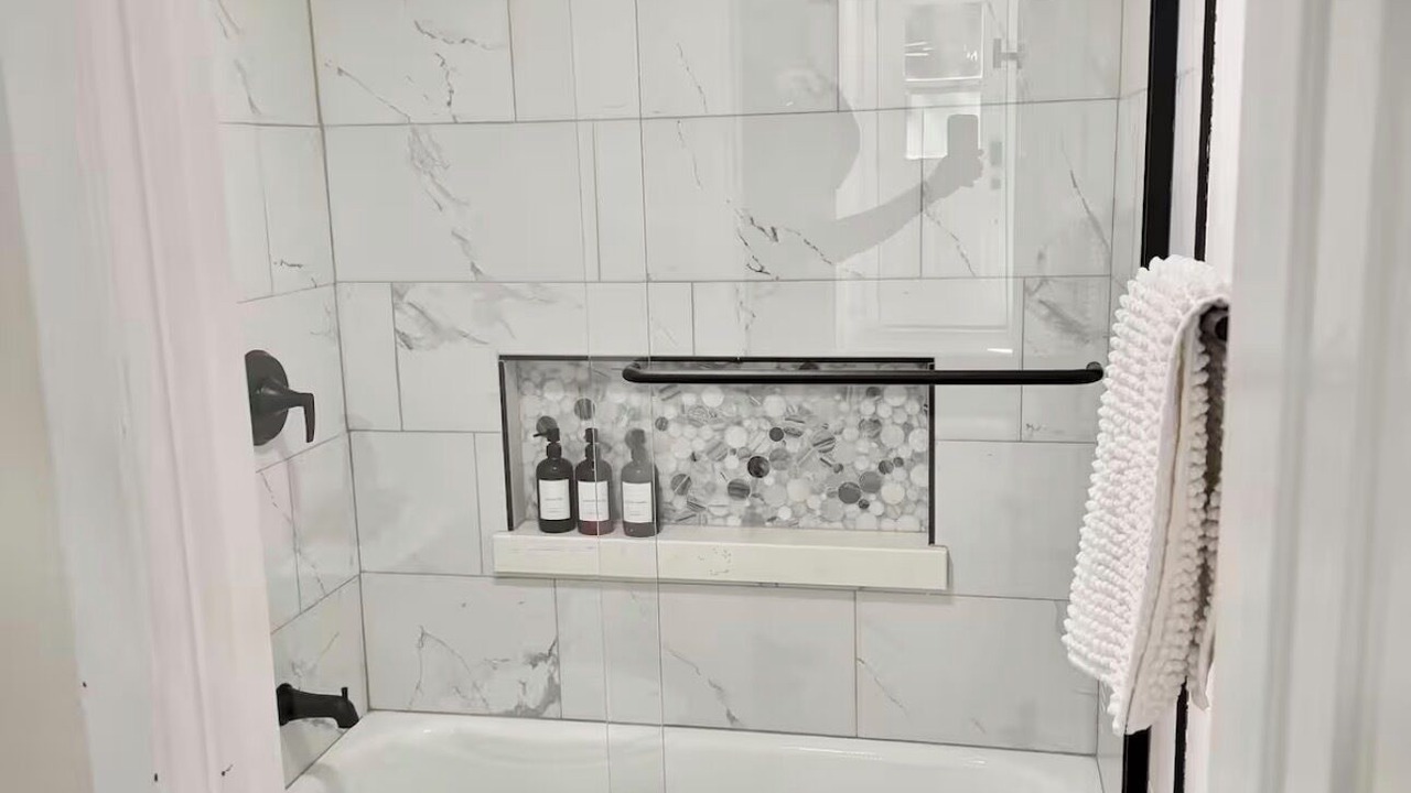 Photo of Bathroom in Arrowhead Villas
