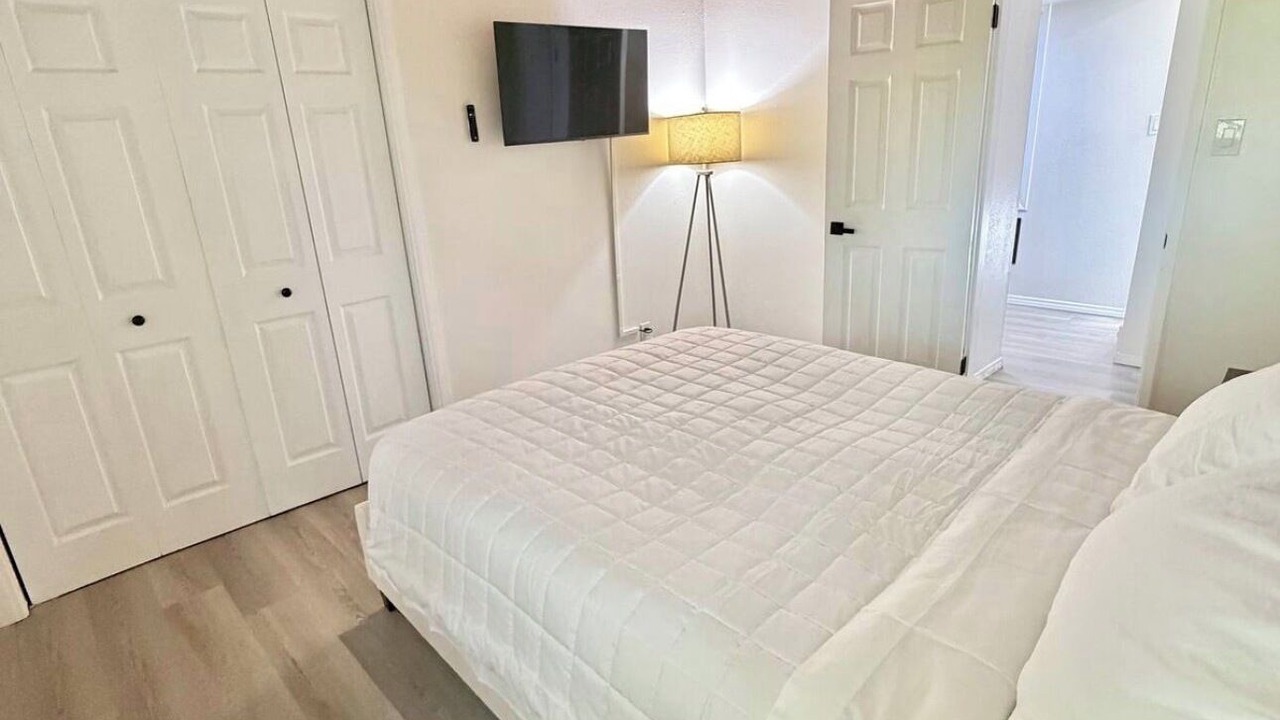 Photo of Bedroom in Arrowhead Villas